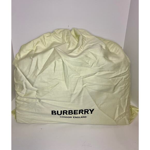 NWT Burberry Cube Duffle Bag - Picture 9 of 9
